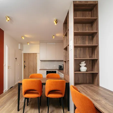 Quorum By Uniquerent *