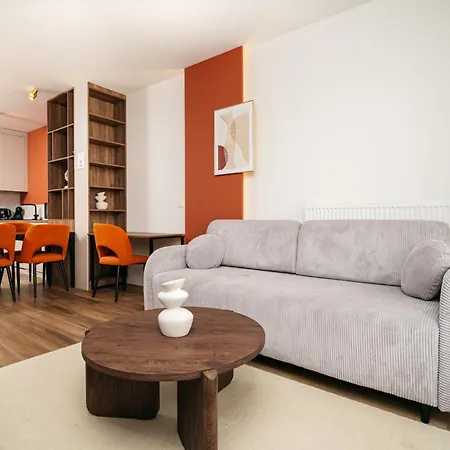 Amber & Wood 5 Min To Old Town Parking River View & Balcony By Uniquerent Lägenhet Wrocław