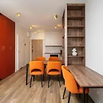 Lejlighed Amber & Wood 5 Min To Old Town Parking River View & Balcony By Uniquerent