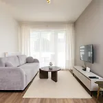 Lejlighed Amber & Wood 5 Min To Old Town Parking River View & Balcony By Uniquerent