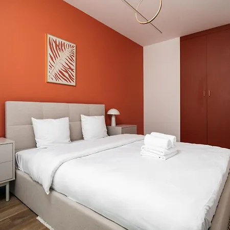 Amber & Wood 5 Min To Old Town Parking River View & Balcony By Uniquerent * Βρότσλαβ