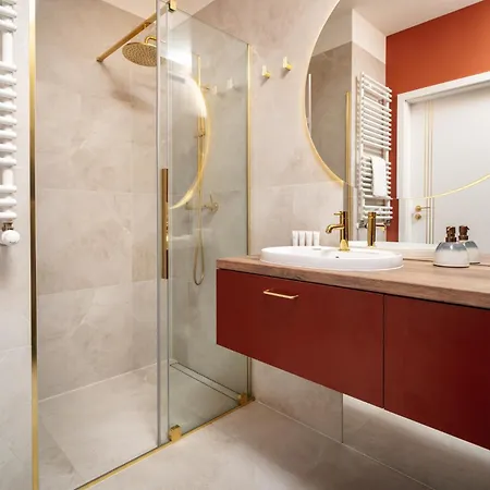 Amber & Wood 5 Min To Old Town Parking River View & Balcony By Uniquerent Βρότσλαβ