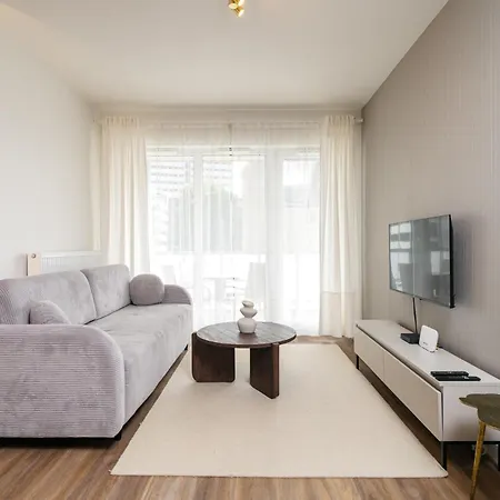 Apartamento Amber & Wood 5 Min To Old Town Parking River View & Balcony By Uniquerent
