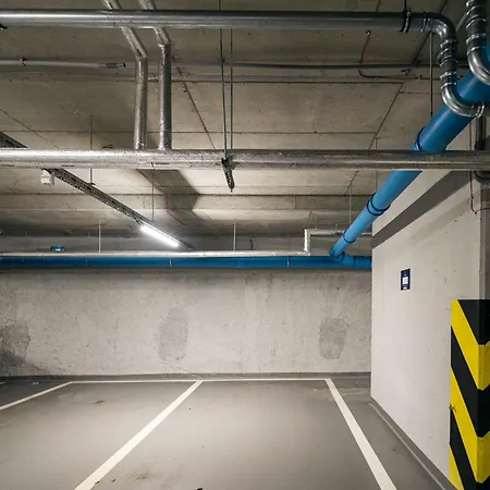 Amber & Wood 5 Min To Old Town Parking River View & Balcony By Uniquerent * Βρότσλαβ