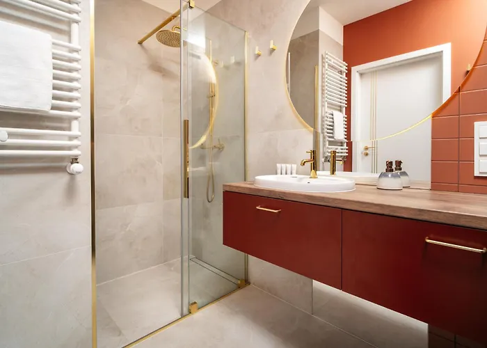 Amber & Wood Harmony By Uniquerent Wrocław