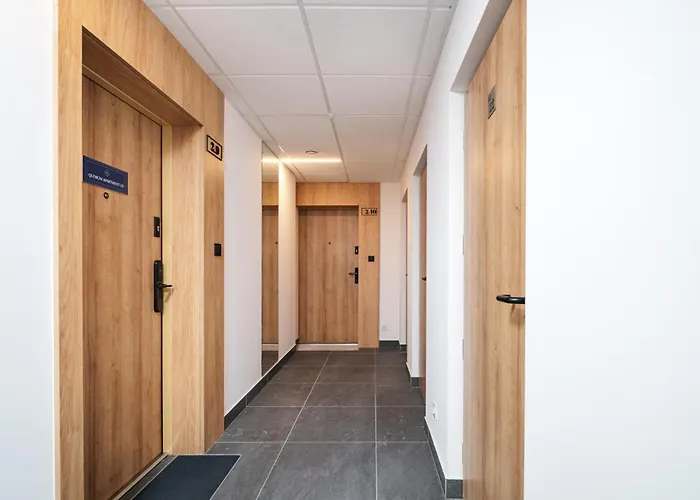 Amber & Wood Harmony By Uniquerent Wrocław